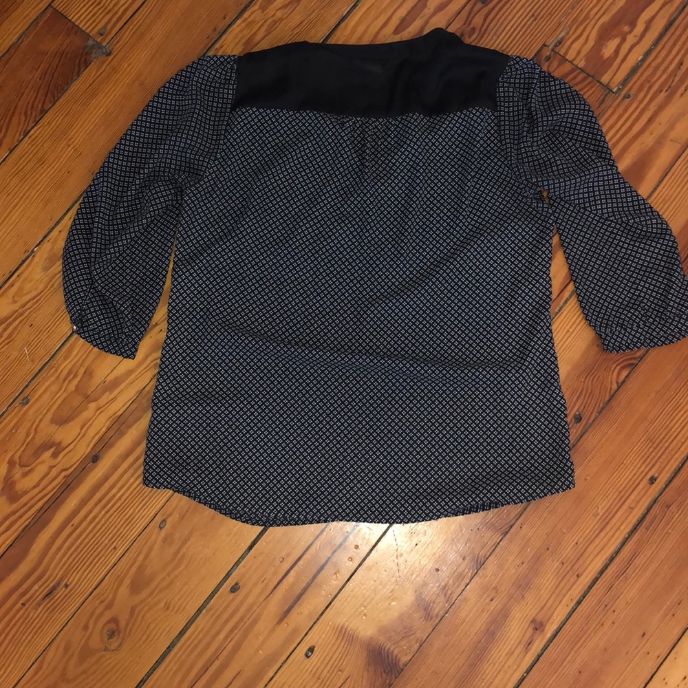 H&M blouse - Picture 2 of 3